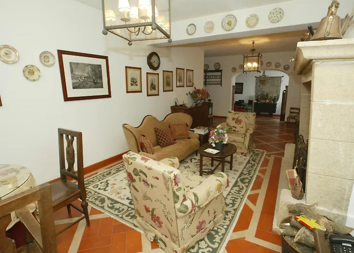 Quinta De Coalhos Th مزرعة للإقامة *